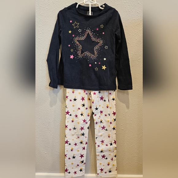 EUC Gap Star outfit size 5 - Picture 1 of 8